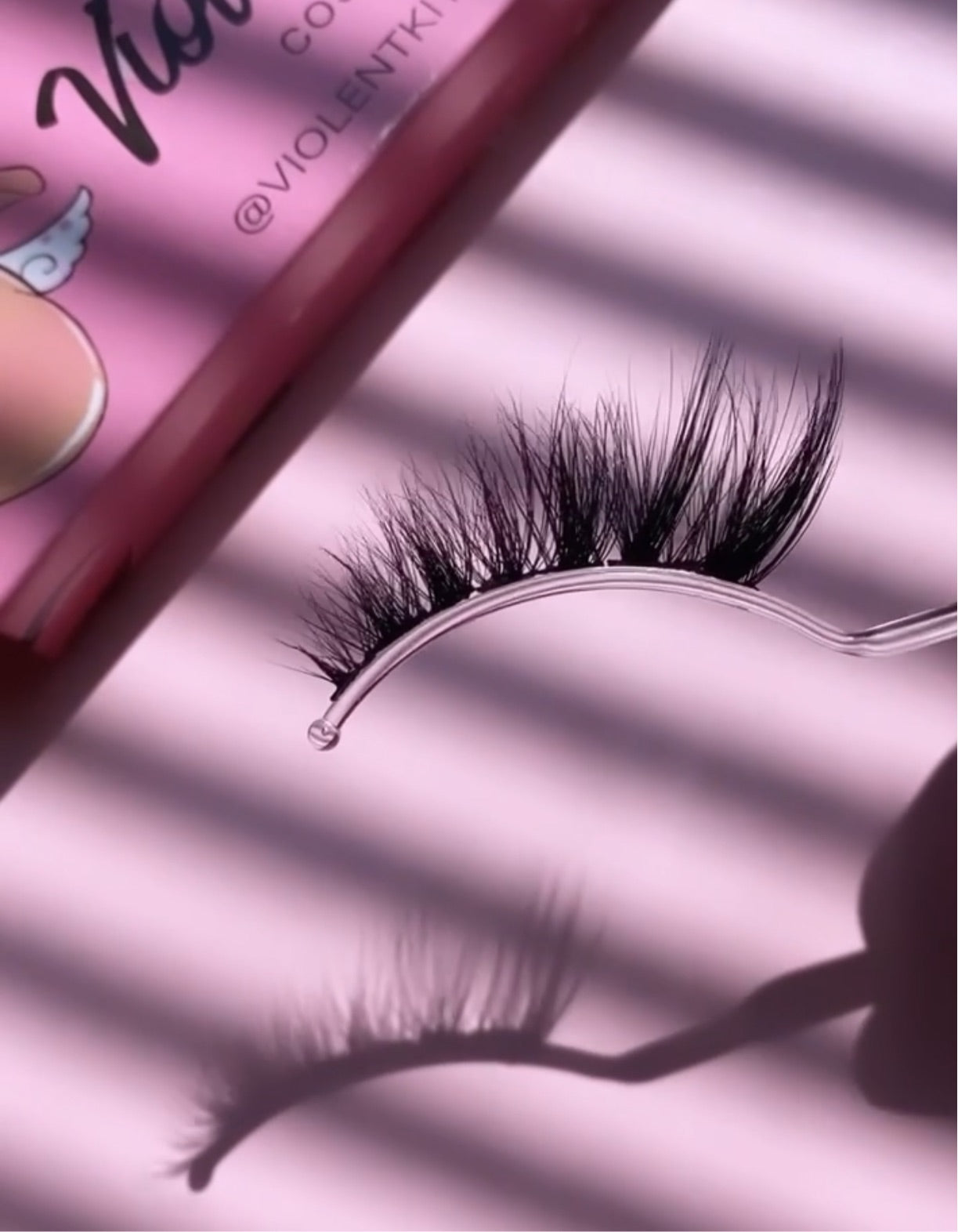 "DIVINE" ARTIST CUT LASH